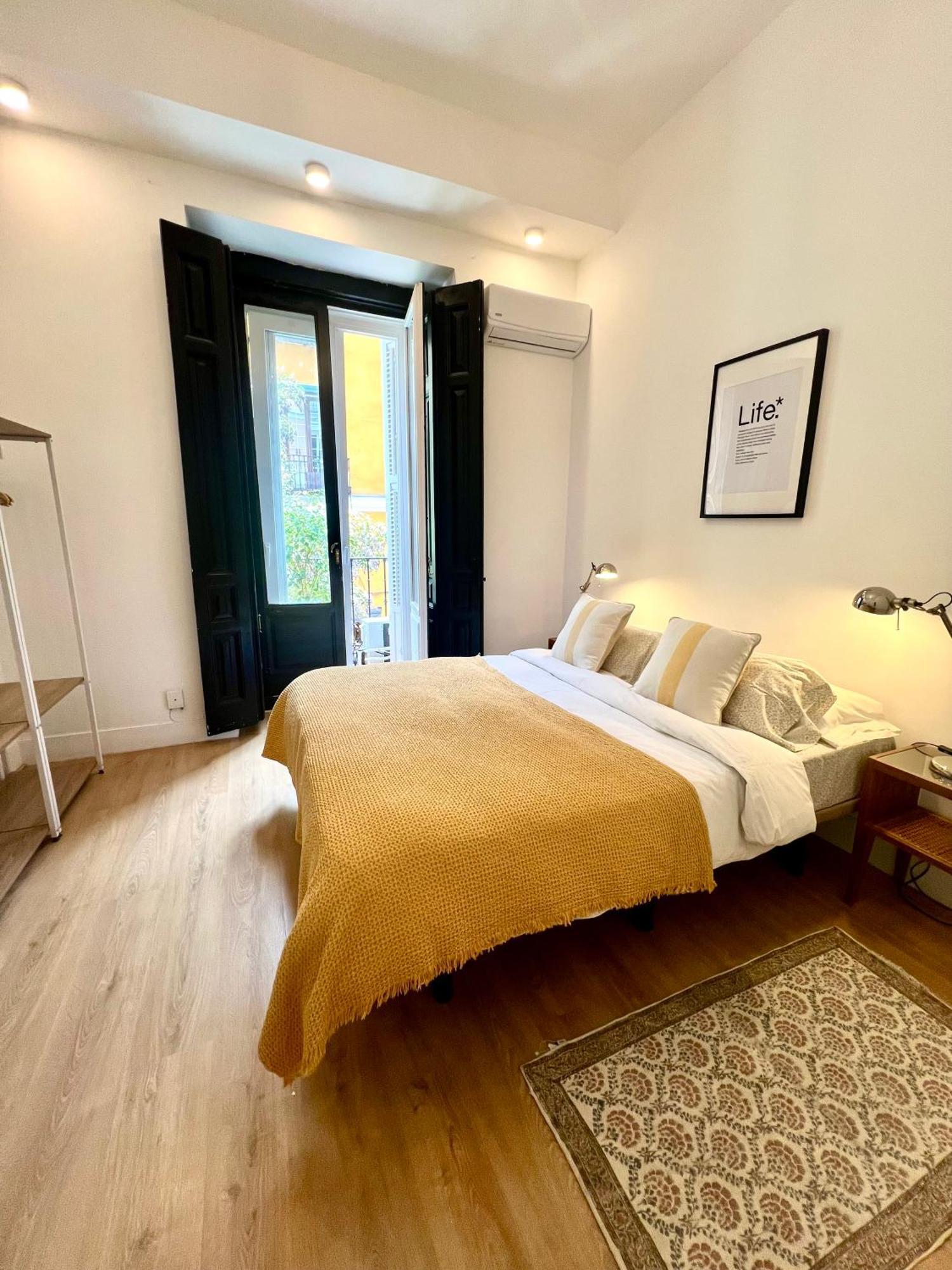 Urban Rooms Fuencarral Madrid Eksteriør bilde